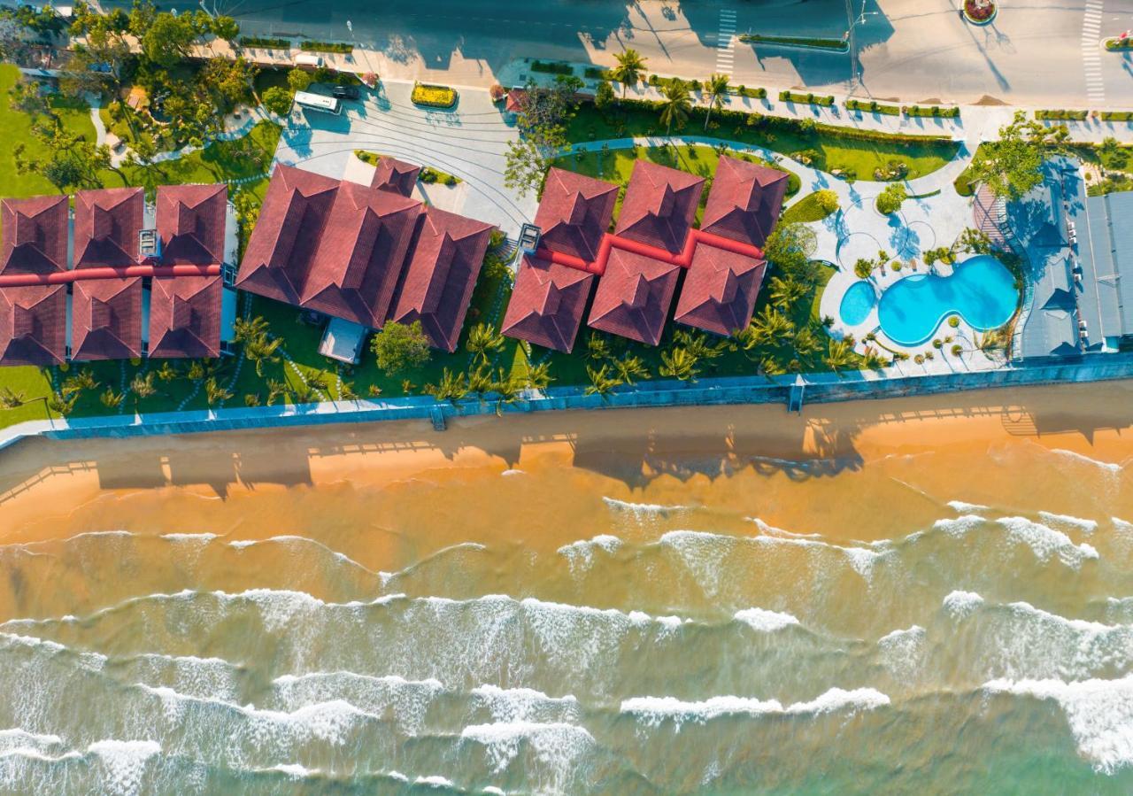 Dankbaar Resort Куинён Экстерьер фото