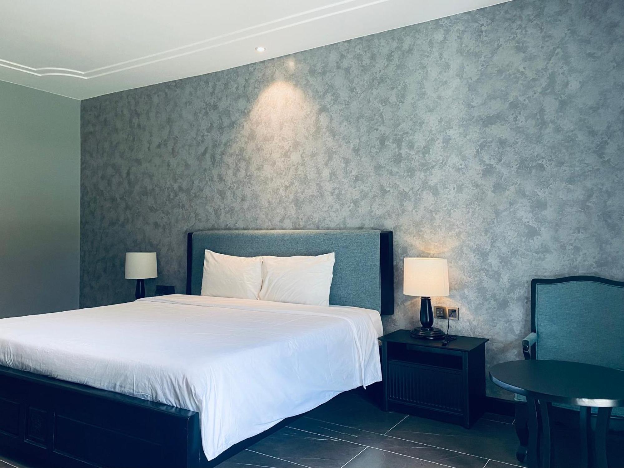 Dankbaar Resort Куинён Экстерьер фото