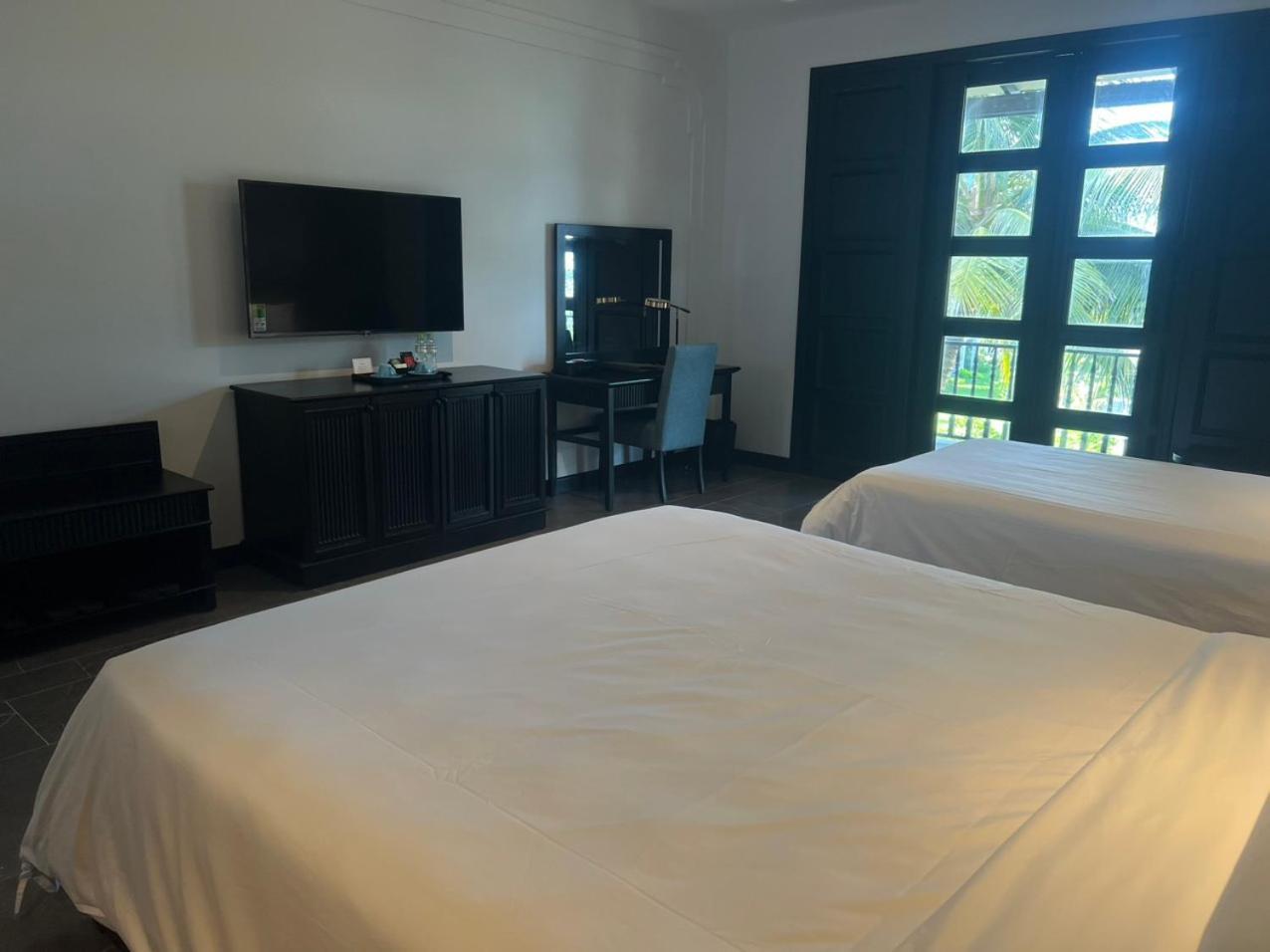 Dankbaar Resort Куинён Экстерьер фото